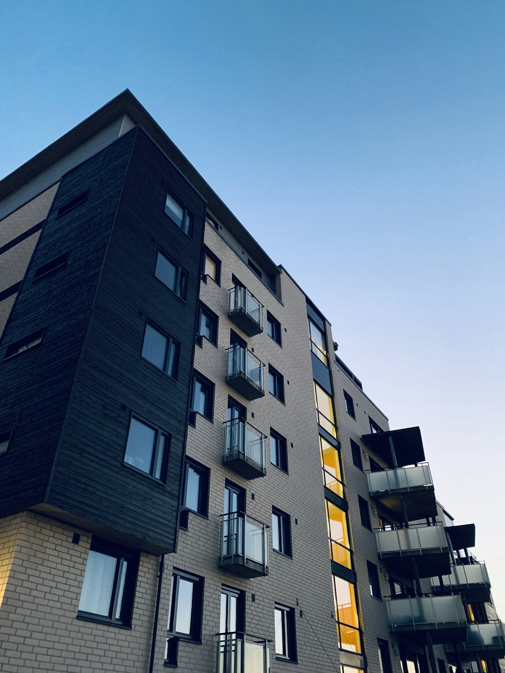 Metropolitan Sky Residence